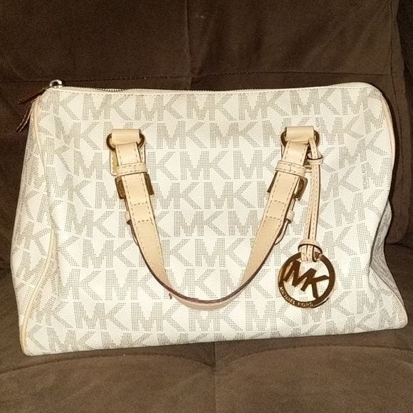 Michael Kors Handbags - Michael Kors Handbag